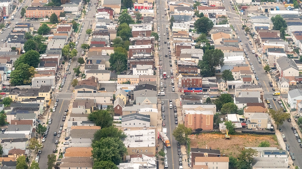 Andrews, et.al assess heat and air quality in low-income housing